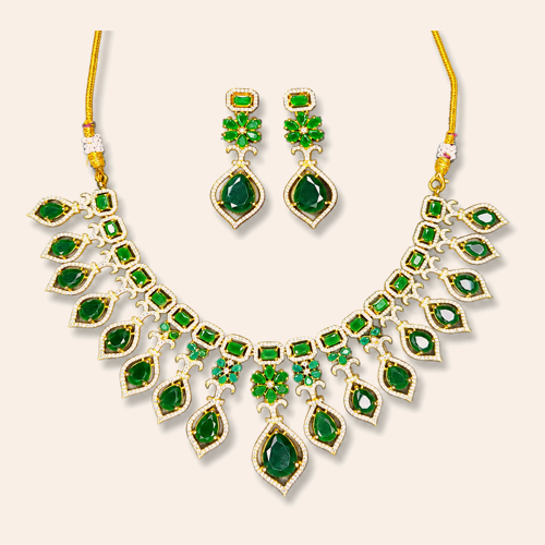AD-stone-necklace.--3300 AD-stone-necklace.--3300